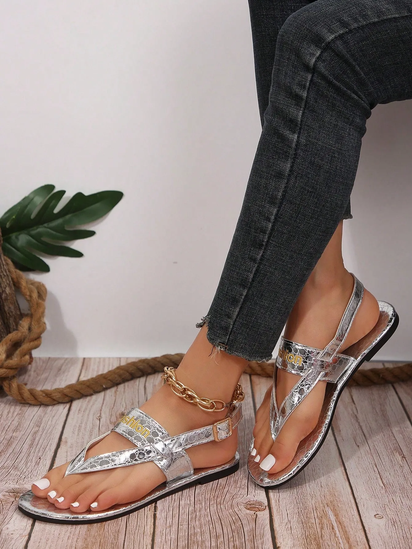 Best Orthotic Flip Flops For Flat Feet 2024 Summer Silver Beach Flip-Flops: Stylish and Anti-Slip for Women