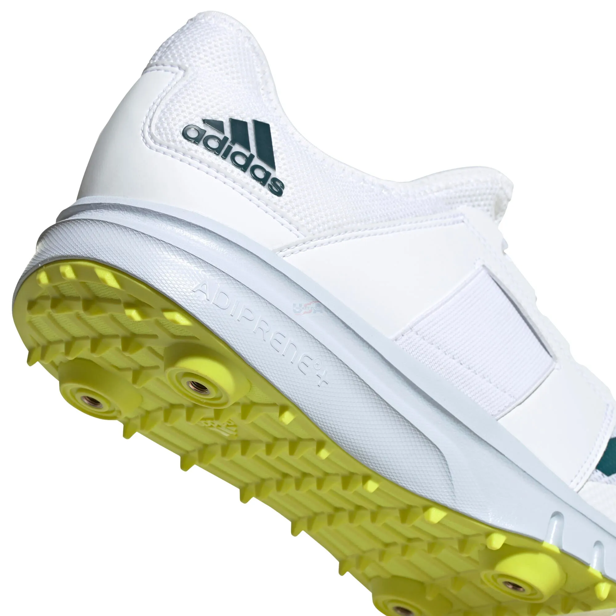 Non Slip Shoes Adidas ADIDAS HOWZAT SPIKE CRICKET SHOES