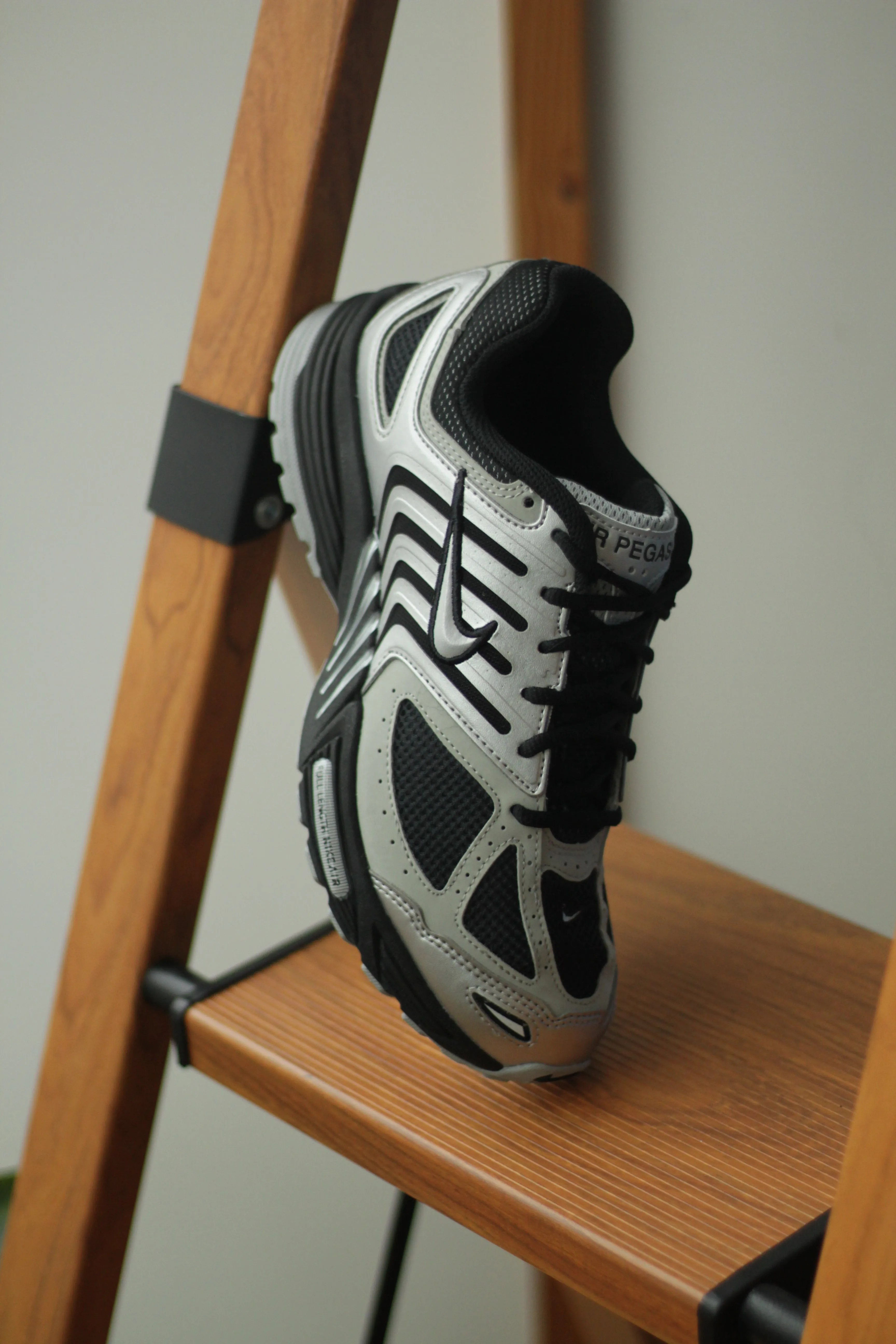 AIR PEGASUS 2005 "METALLIC SILVER" Asics Gel 1130 Shoes