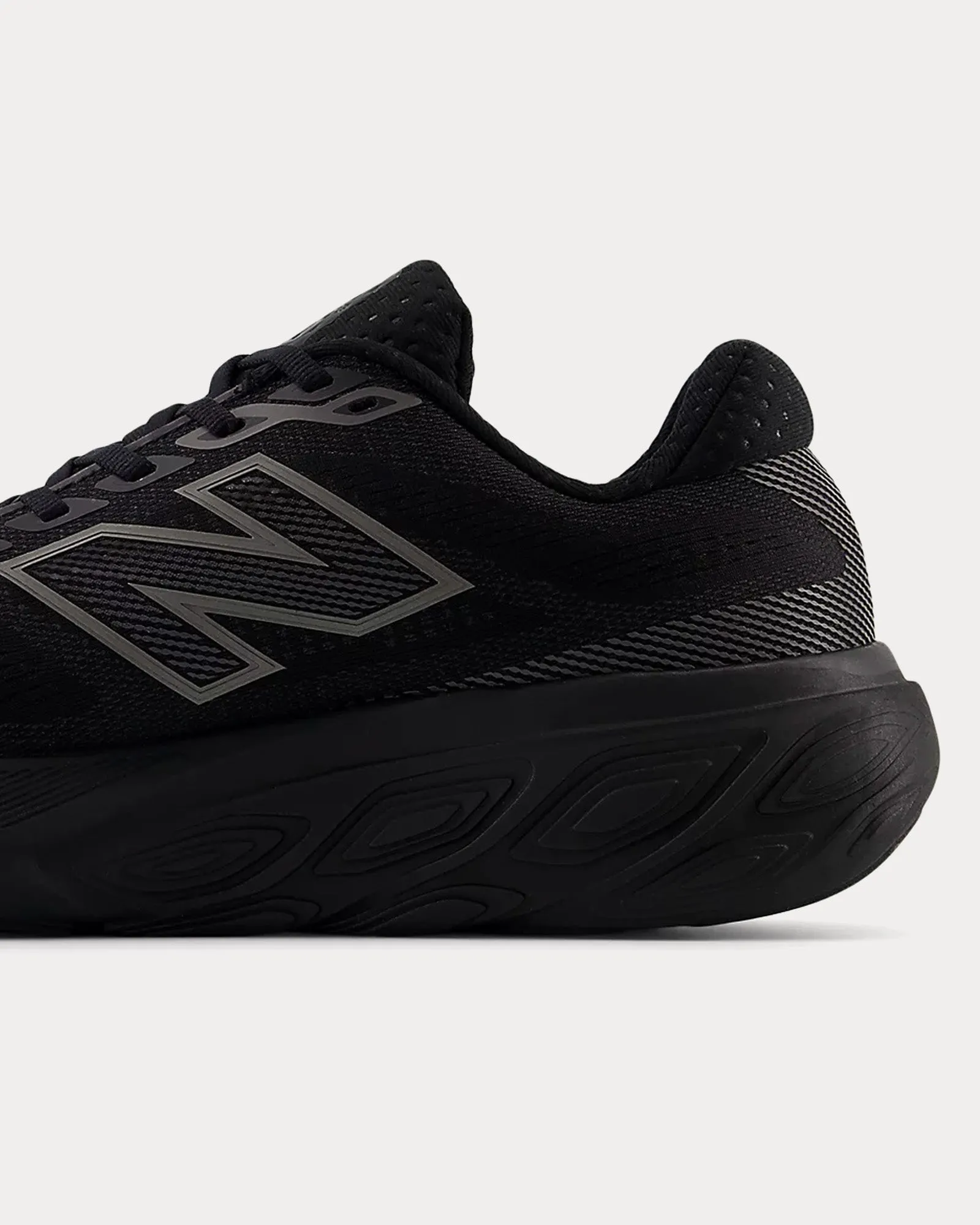 Green New Balance 990 Fresh Foam X 880v15 Black / Black Metallic Running Shoes