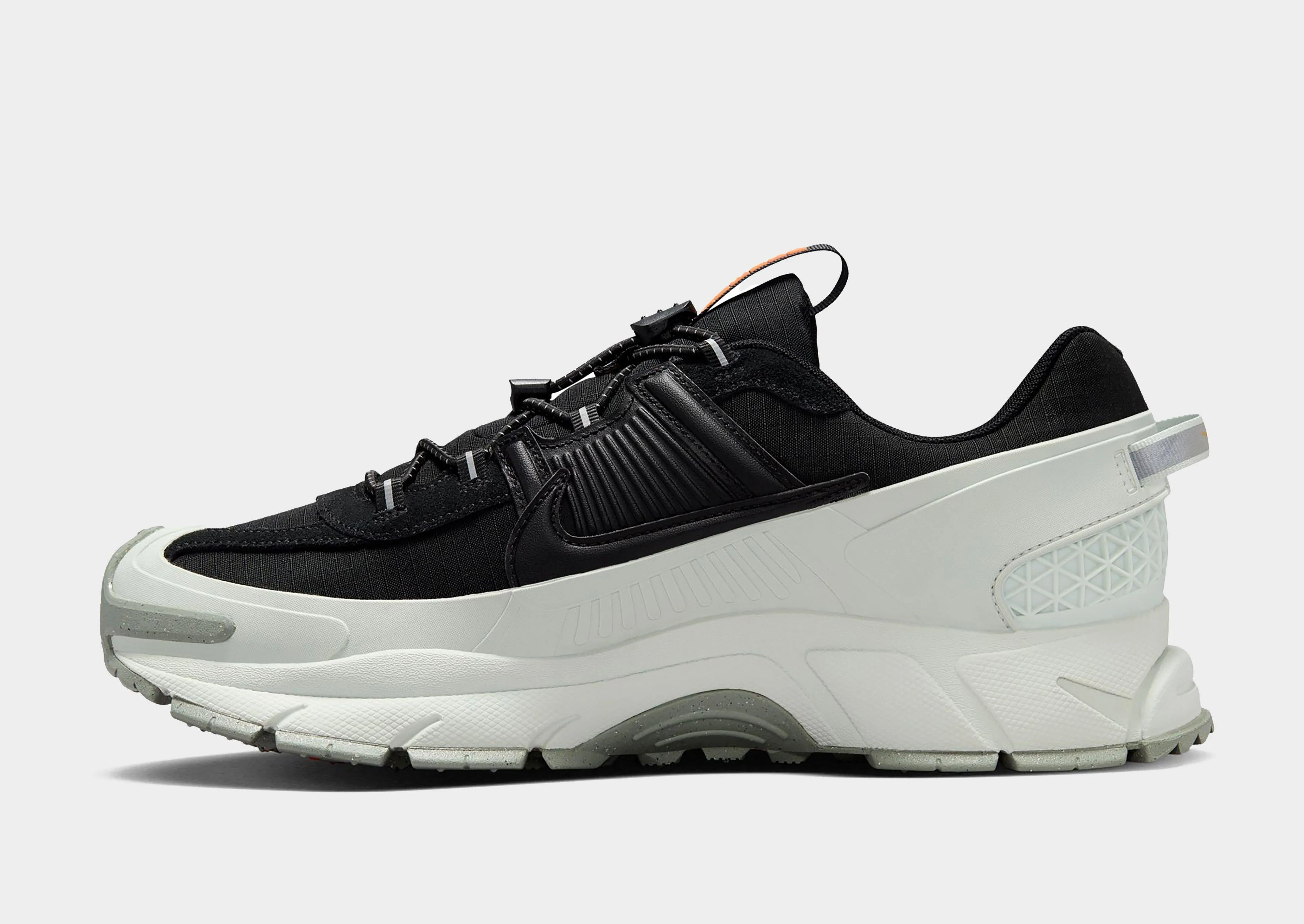 Asics Gel-nimbus 26 Running Shoes Zoom Vomero Roam