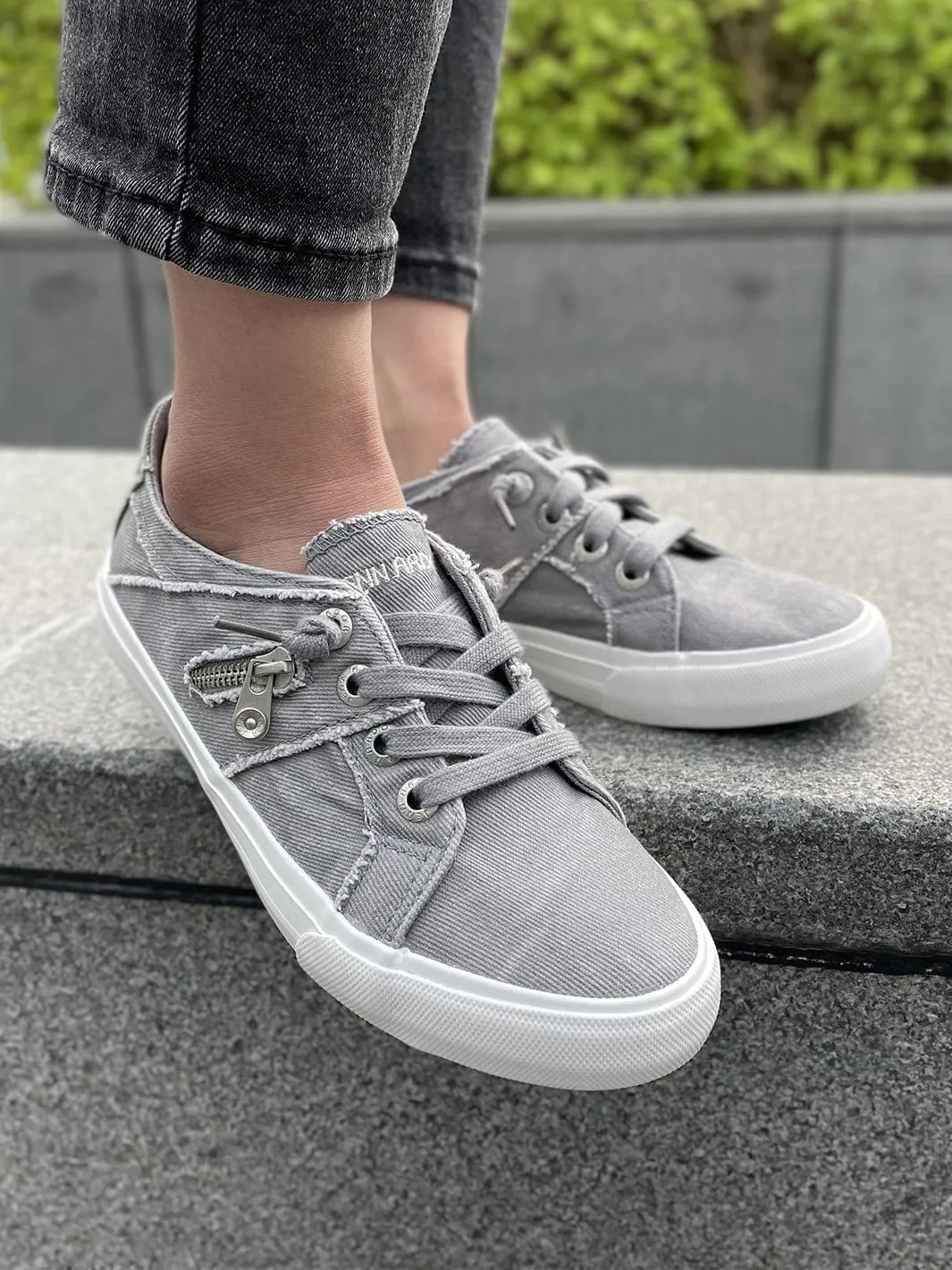 Best Sneakers 2025 JENN ARDOR Elastic Slip-On Sneakers - Retro Fashion Comfort