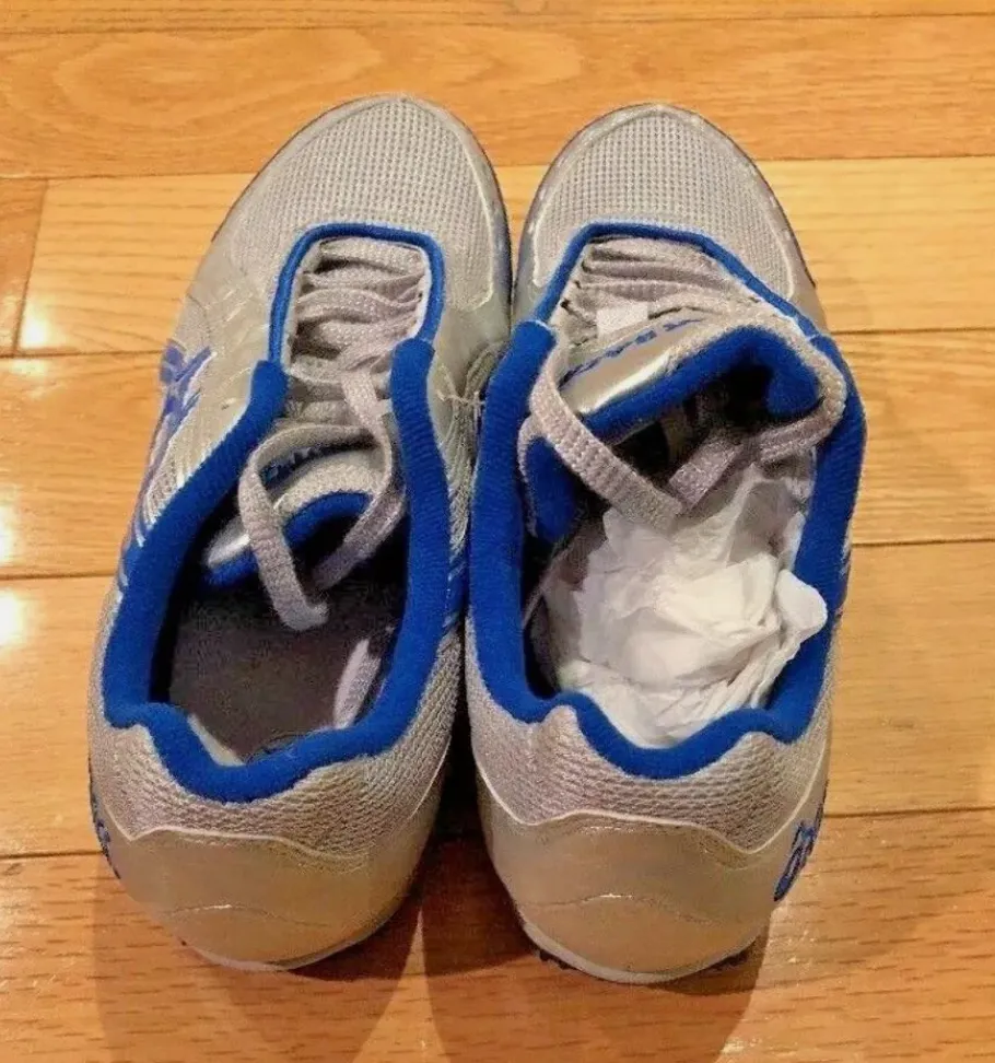 Asics Mens Outback HCS Spikeless Track Cleats Silver Calypso Sz 7.5 Asics Yellow Tiger Shoes