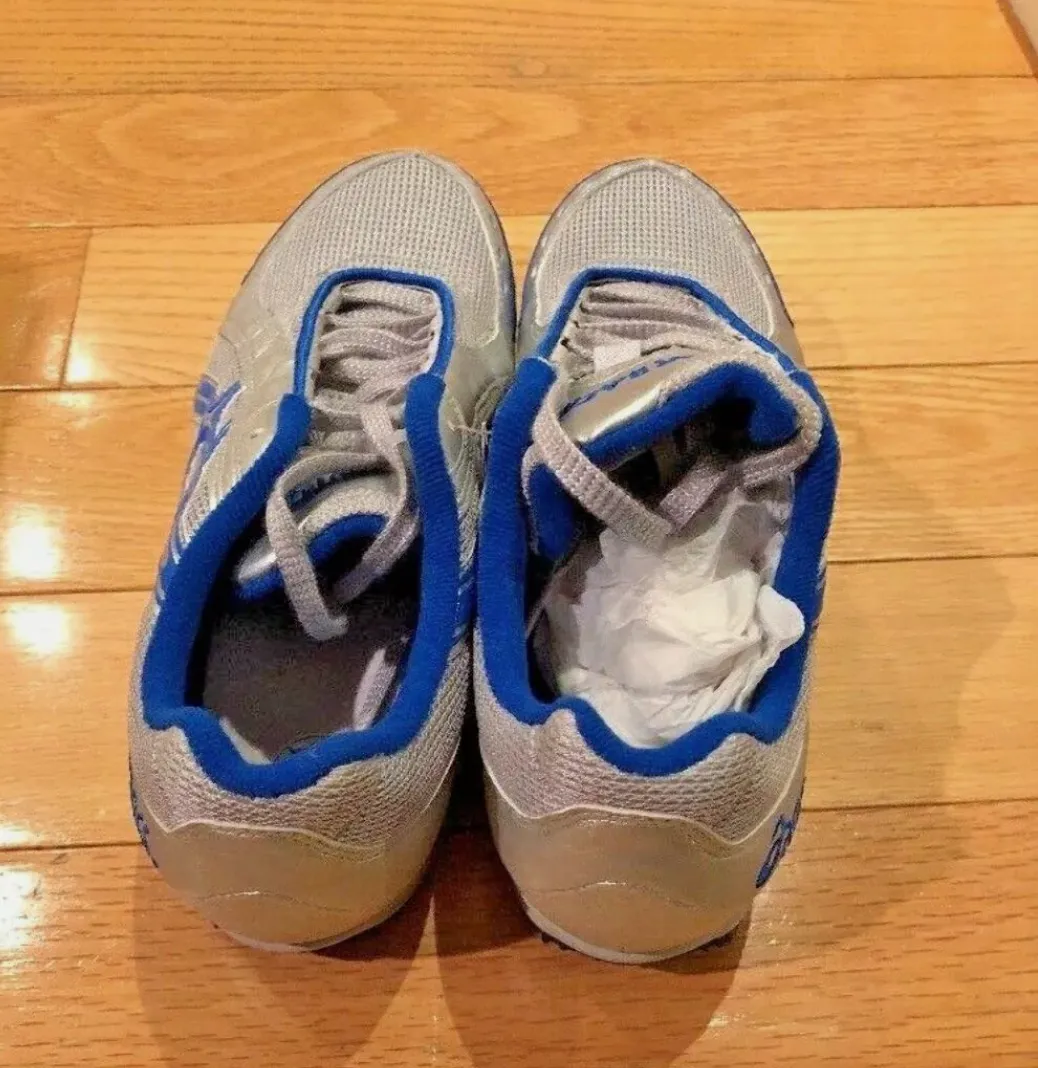 Asics Tiger Basketball Shoes Asics Mens Outback HCS Spikeless Track Cleats Silver Calypso Sz 7.5