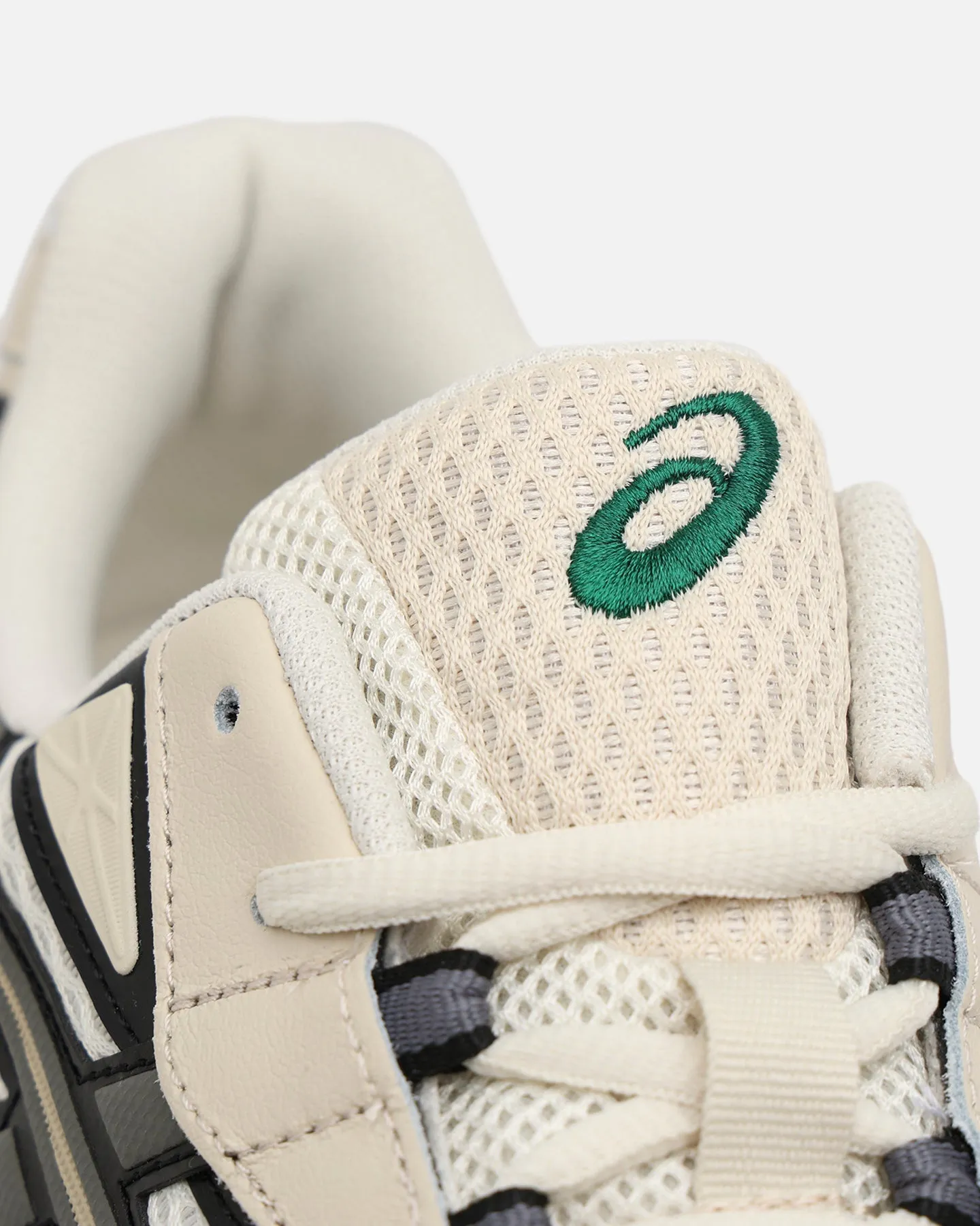 Asics Shark Shoes Asics Gel-NYC 2055 Cream/Green