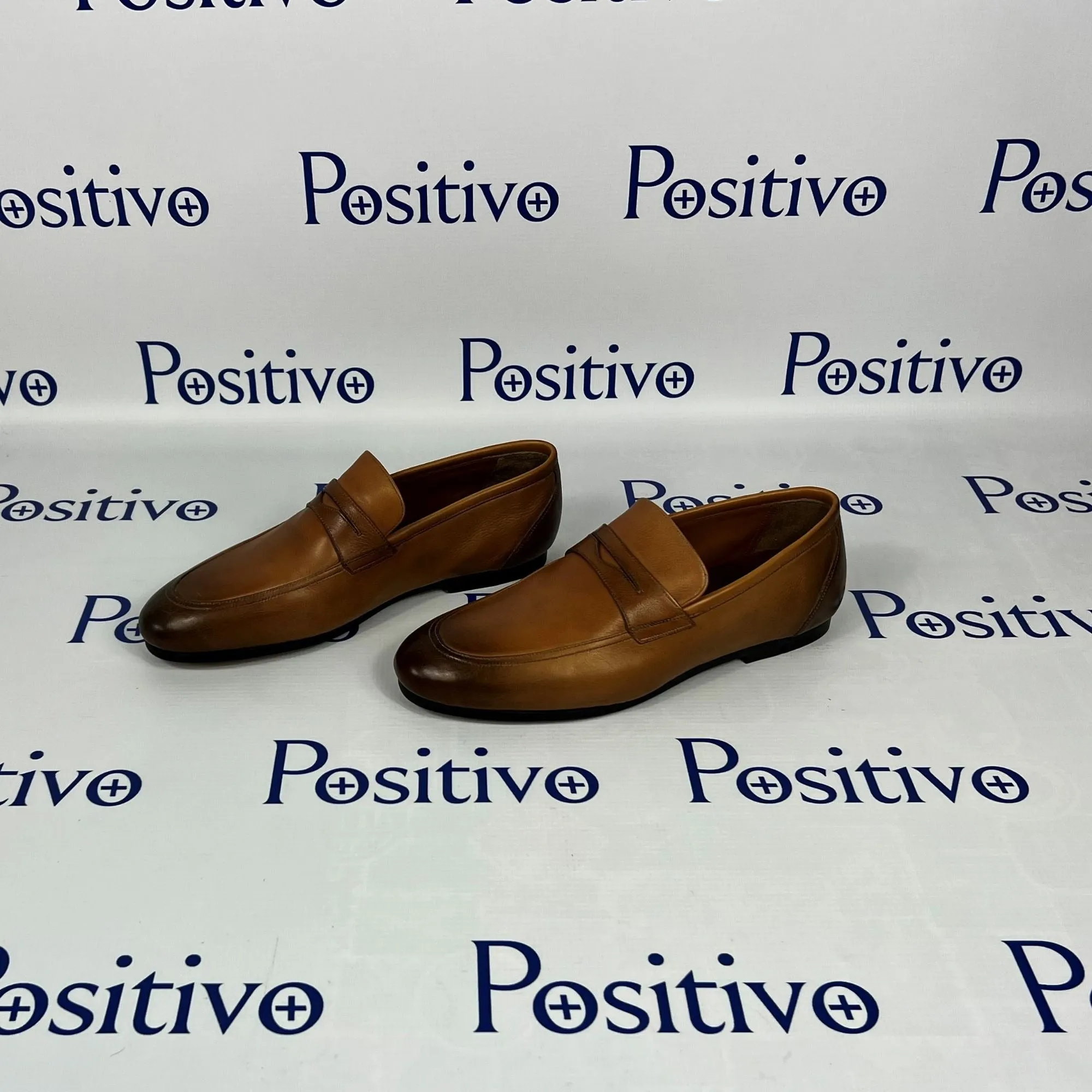 Bally Plator Honey Leather Loafers w/ Defect Old Money Suede Loafers