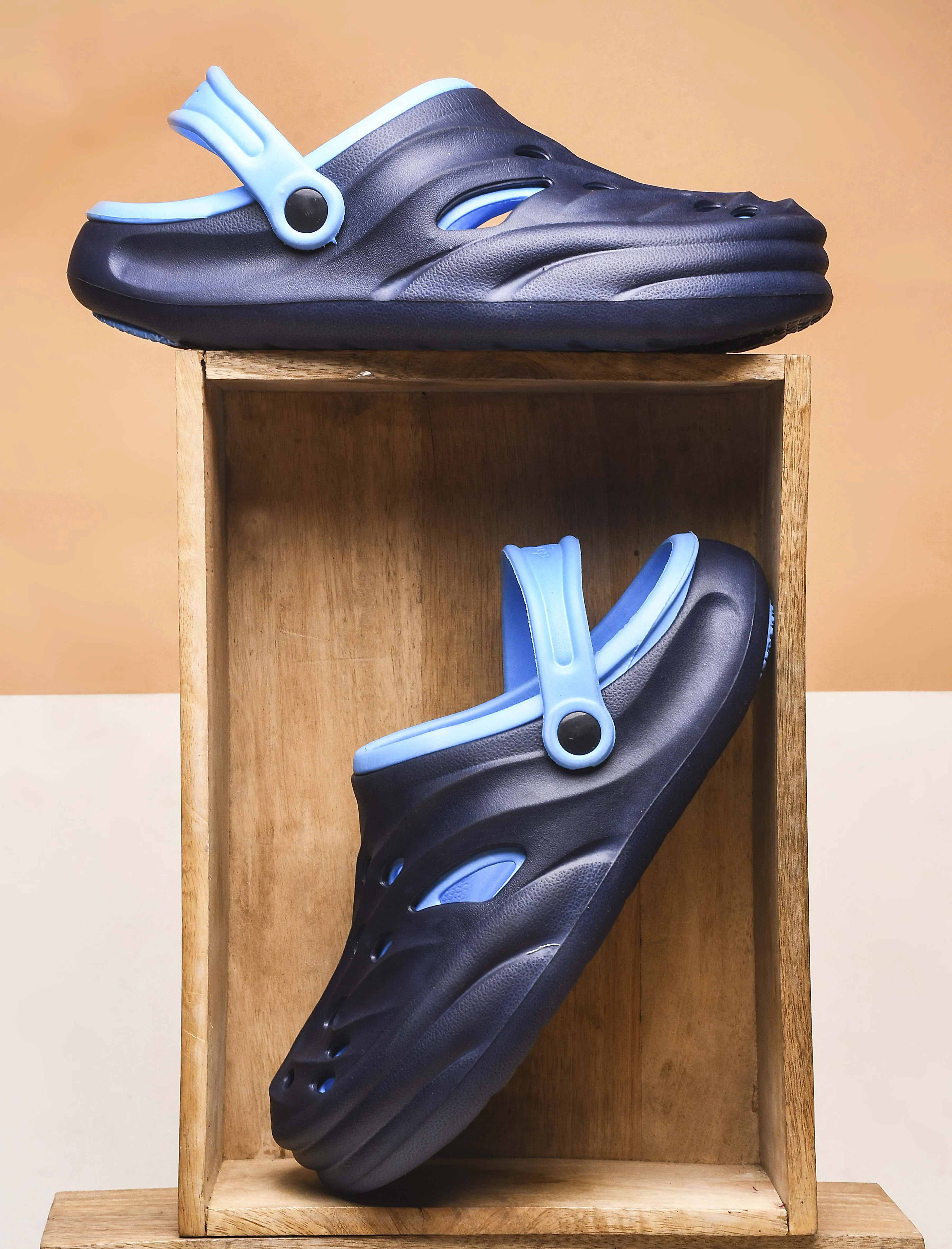 Bersache Extra Soft Classic Casual with Back Strap Regular wear with Ultra Soft & Flexibility Technology Flip-Flop for Men's/ boy,s - 6031 (Blue) Ladies Slippers Size 6