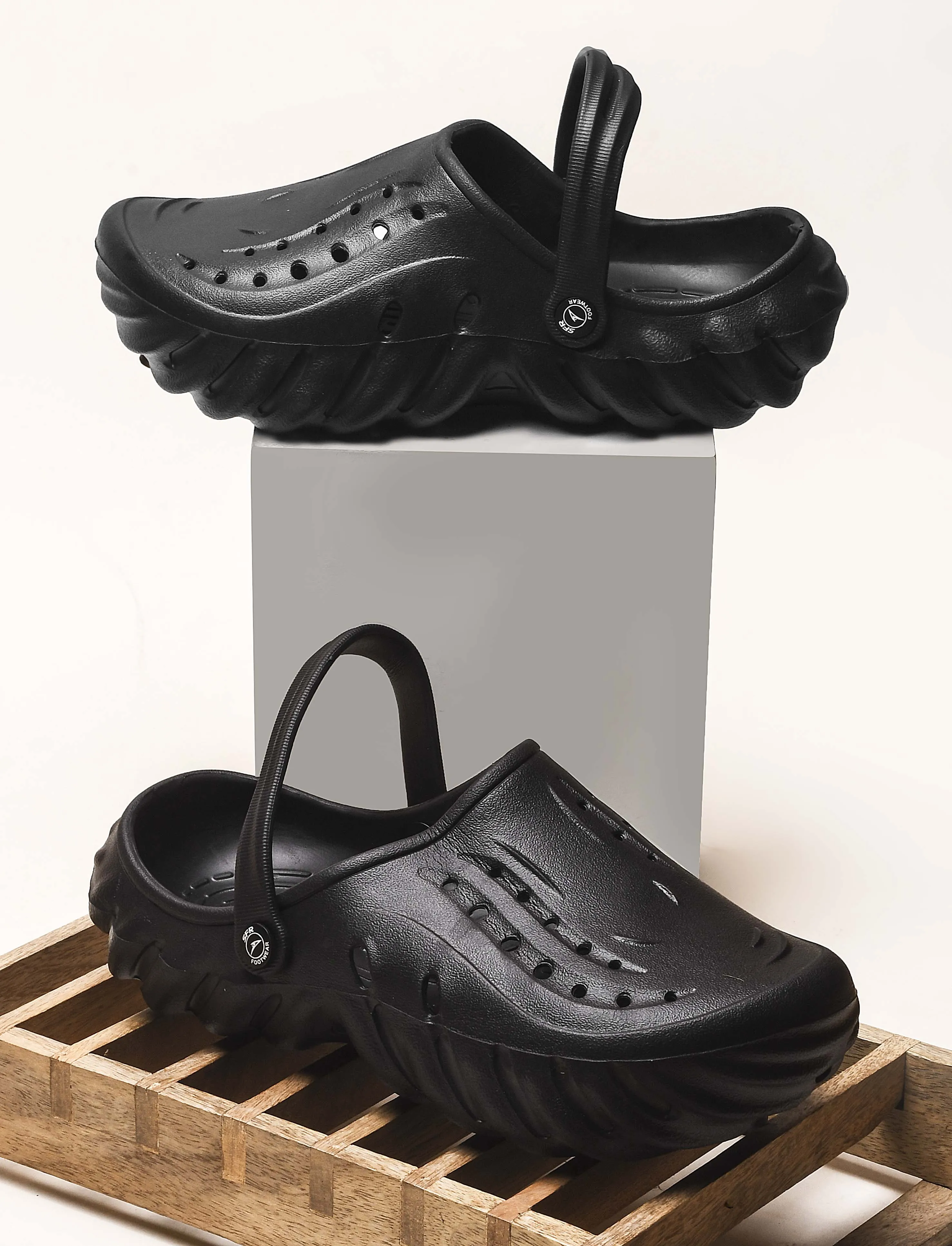 Slippers Define Bersache Extra Soft Classic Casual with Back Strap Regular wear with Ultra Soft & Flexibility Technology Flip-Flop for Men's/ boy,s - 6039 (Black)