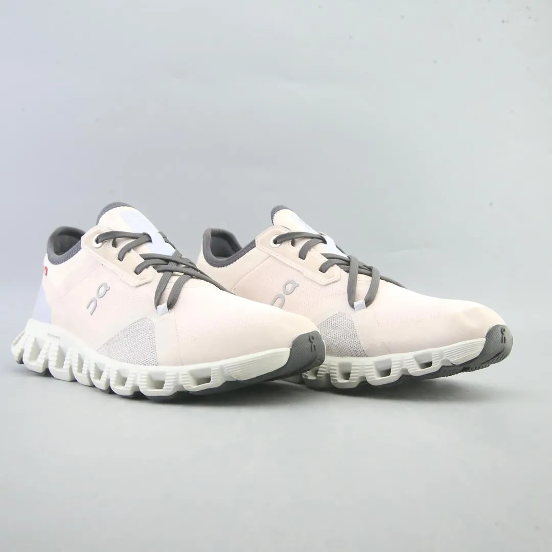 Walking Shoes And Running Shoes ON CLOUD CLOUD X 3 AD