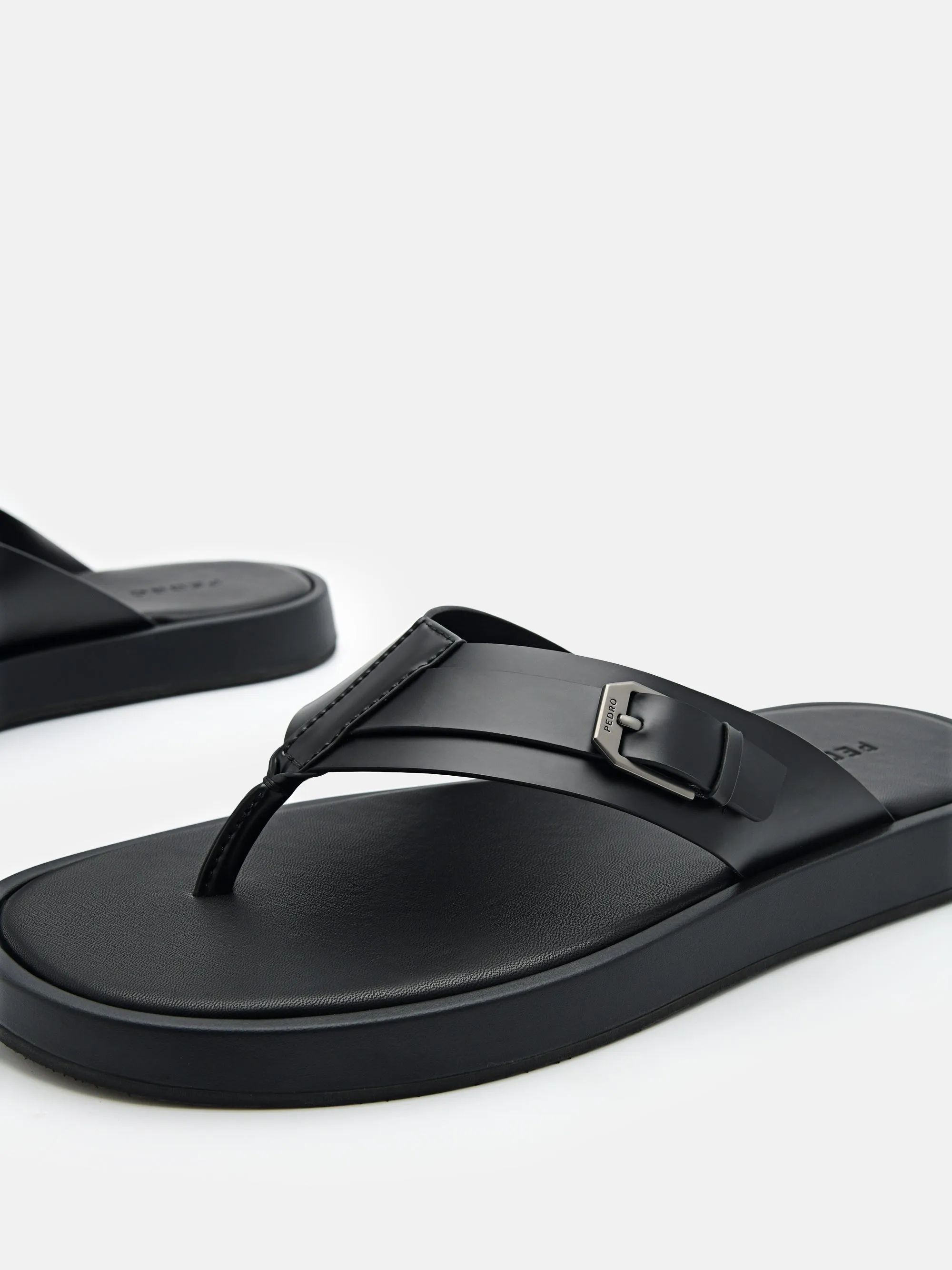 Sandals With Thong Buckle Thong Sandals
