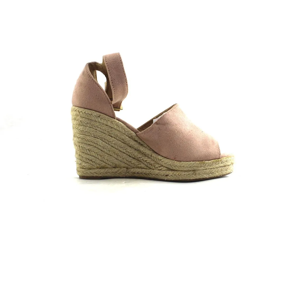 CITY CLASSIFIED . Shower Slippers