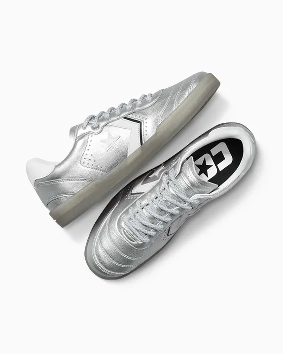 CONS Louie Lopez Pro 2 Leather: Silver/White Asics Long Run Shoes