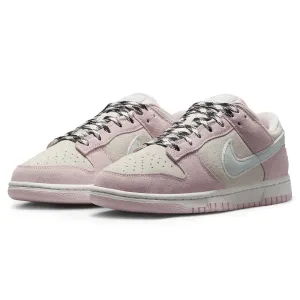 Nike Dunk Low LX Pink Foam (W) Air Zoom Sneakers