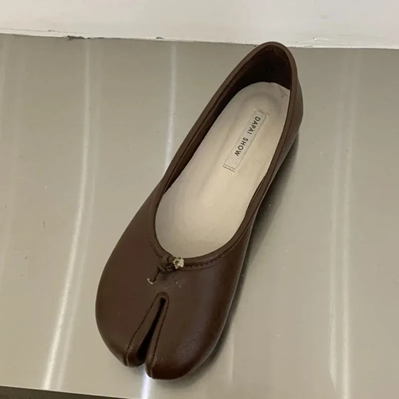 DAIIIBABYYY  -  2024 Autumn New Brand Women Flat Shoes Fashion Split Toe Bottom Loafers Ladies Casual Microfiber Leather Comfy Flats New Shoes Gucci Leather Loafers