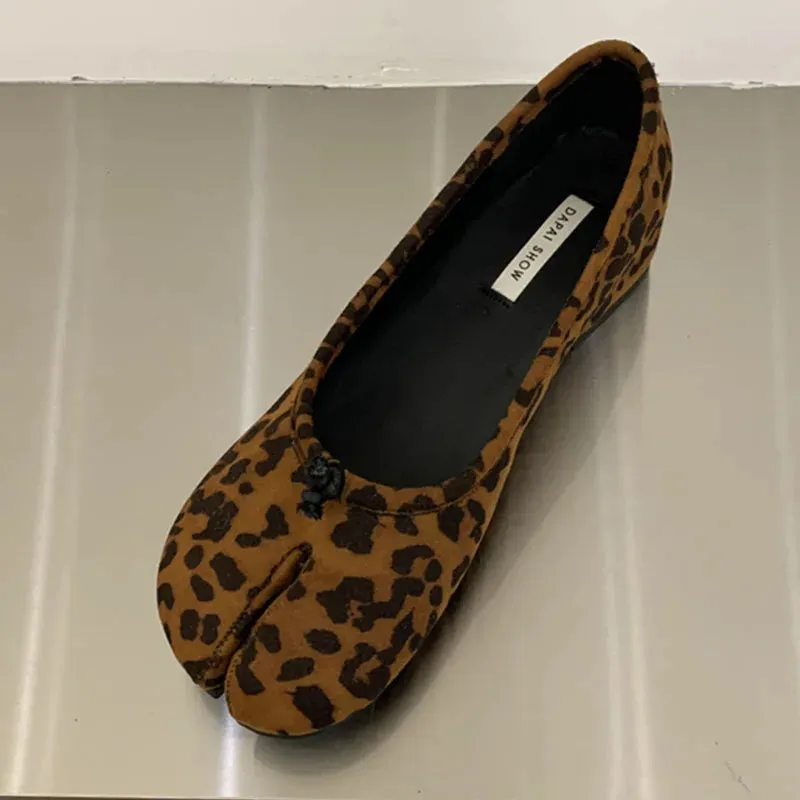 Amberjack Loafers DAIIIBABYYY  -  2024 Autumn New Brand Women Flat Shoes Fashion Split Toe Bottom Loafers Ladies Casual Microfiber Leather Comfy Flats New Shoes