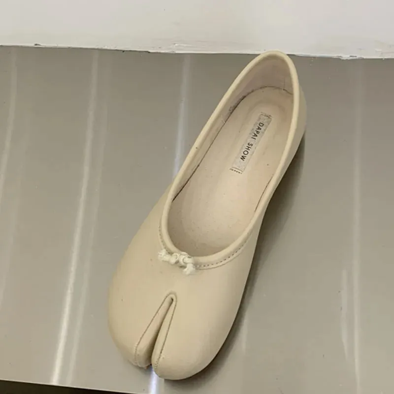 DAIIIBABYYY  -  2024 Autumn New Brand Women Flat Shoes Fashion Split Toe Bottom Loafers Ladies Casual Microfiber Leather Comfy Flats New Shoes Slacks And Loafers