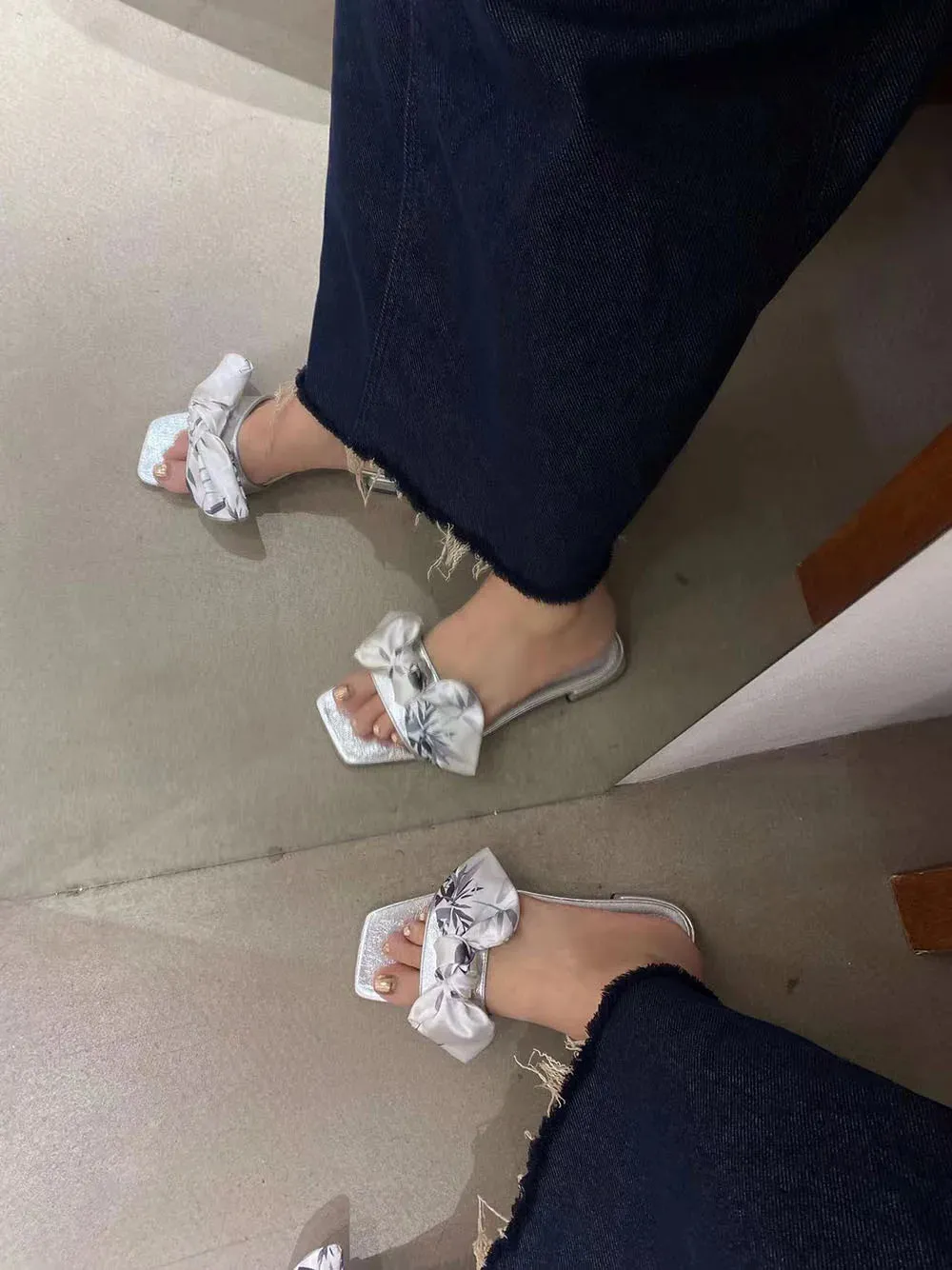 binfenxie  -  Casual Women Slippers Summer Dress Shoes Bow Design Casual Slides Summer Outside Mules Black Silver Size 35-39 Party Slippers Mouse Slippers