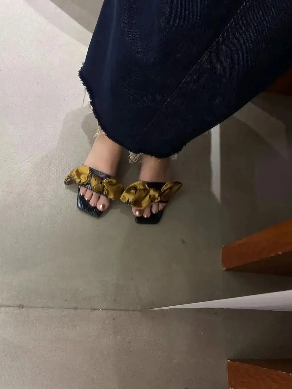 J Crew Slippers binfenxie  -  Casual Women Slippers Summer Dress Shoes Bow Design Casual Slides Summer Outside Mules Black Silver Size 35-39 Party Slippers