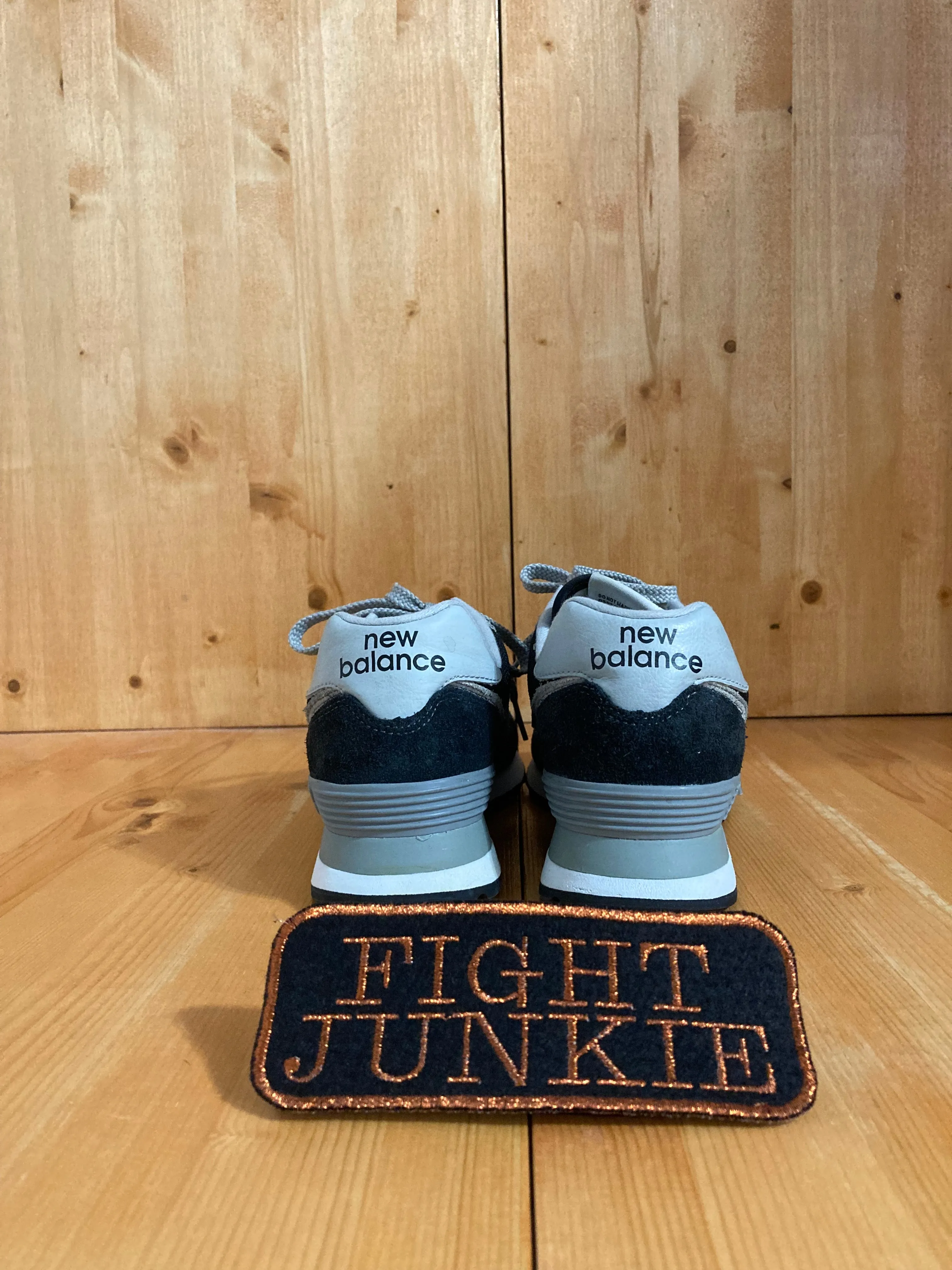 Mens Grey New Balance Shoes NEW BALANCE CLASSIC 574 Women Size 9B Suede Shoes Sneakers Black & Gray WL574EB