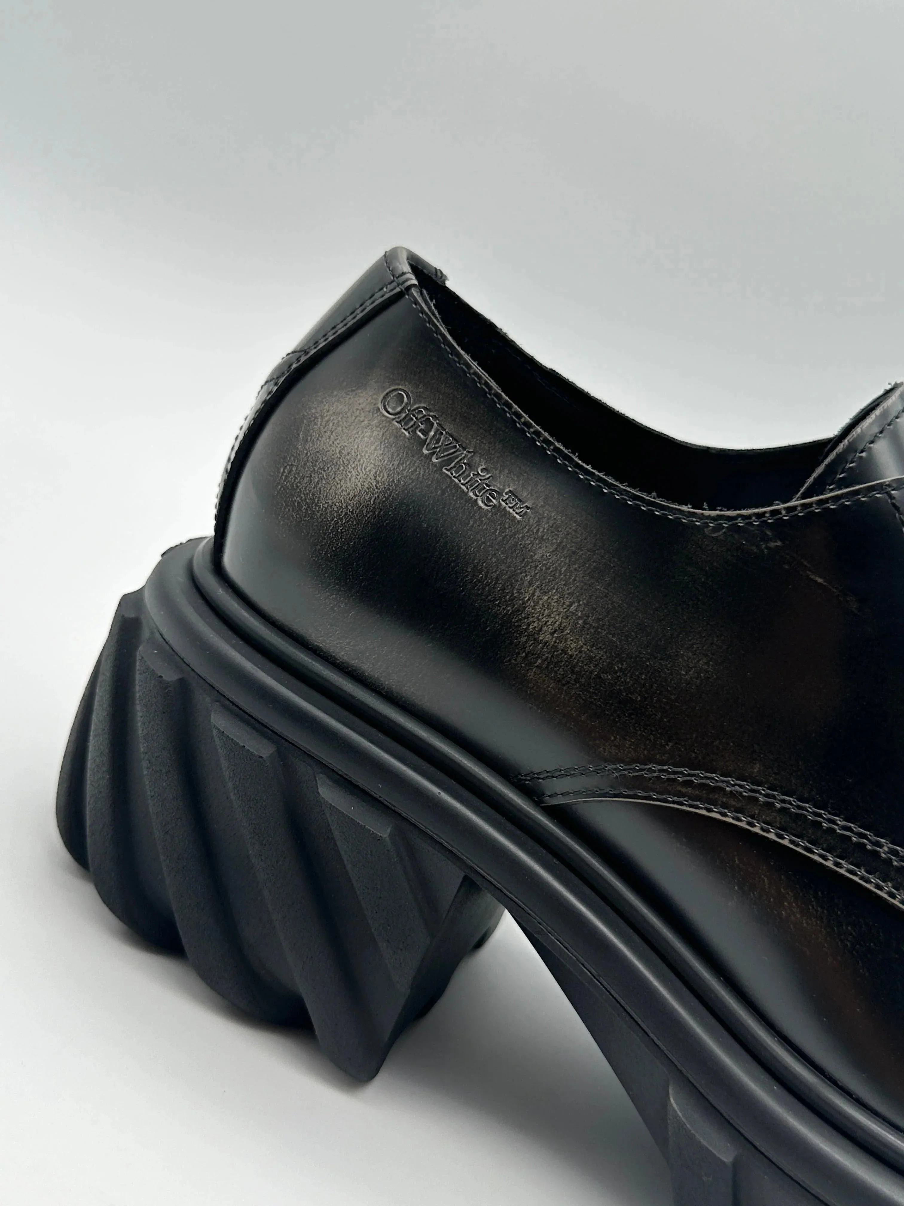 1906 Loafers Exploration Derby Anthracite