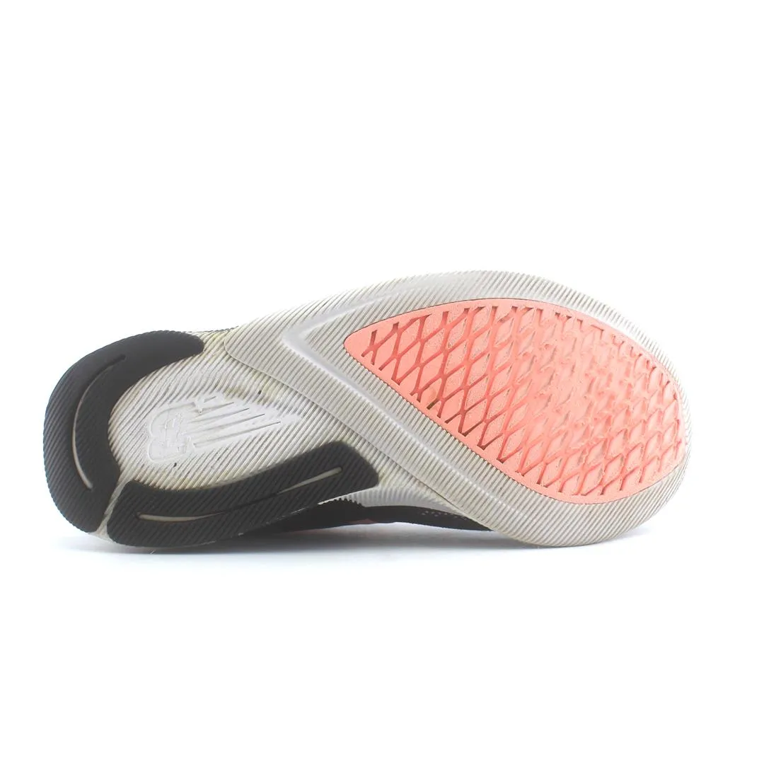 NEW BALANCE FUELCELL 890 V8 Training Shoes Vs Running Shoes