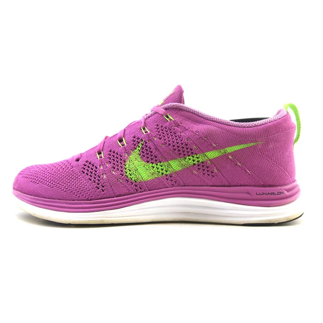 NIKE FLYKNIT LUNAR 1  Best Running Shoes Beginners