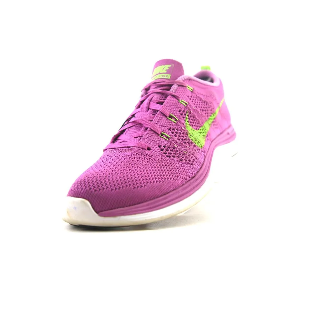 NIKE FLYKNIT LUNAR 1  Good Beach Running Shoes