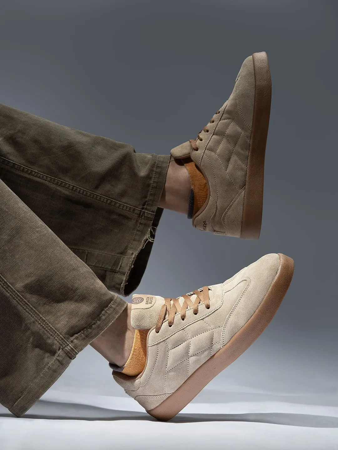 Bacca Bucci Fresco  Suede Low-Top Sneakers for the Urban Nomad Flat Shoes Nevada Hitam