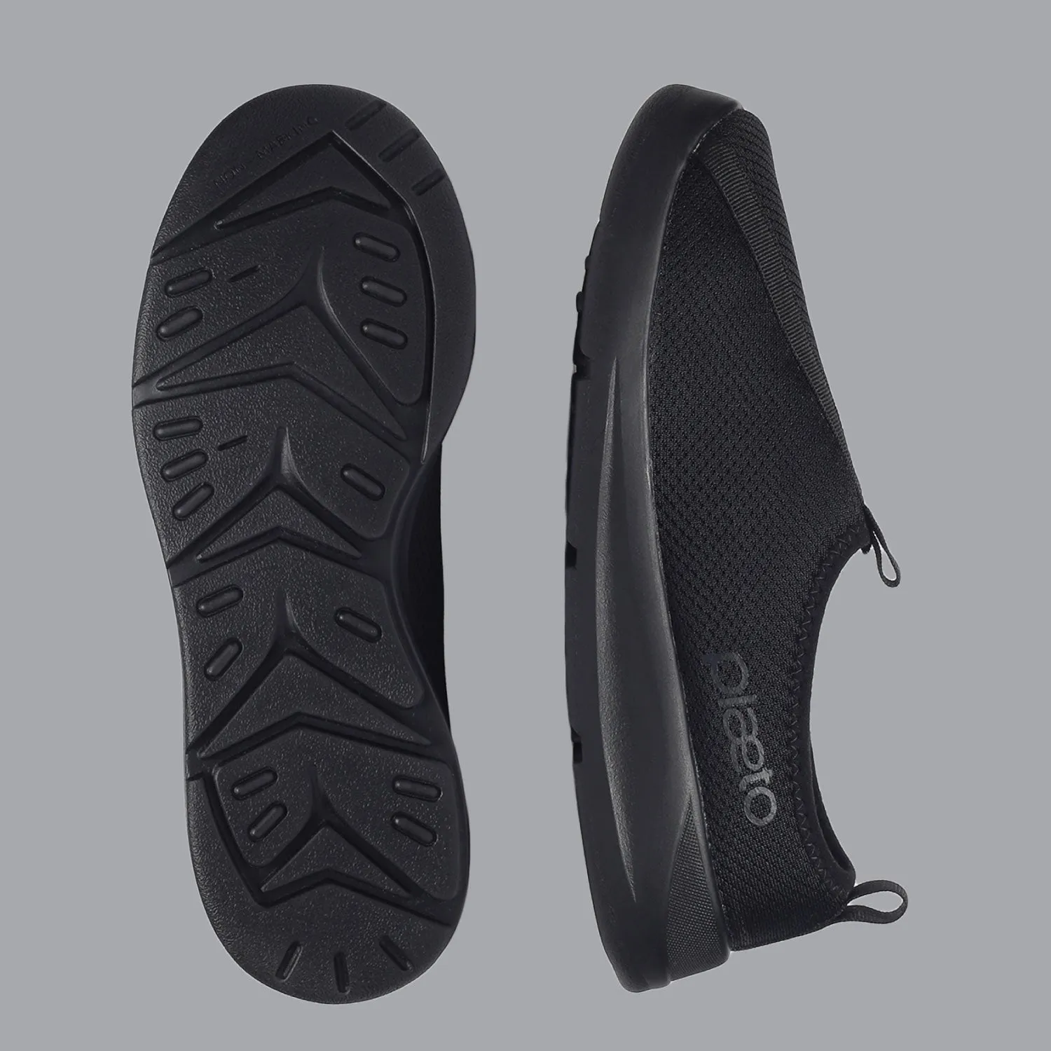 EZPlay Slip Ons for Men - All Black Slip On Sneakers Trend