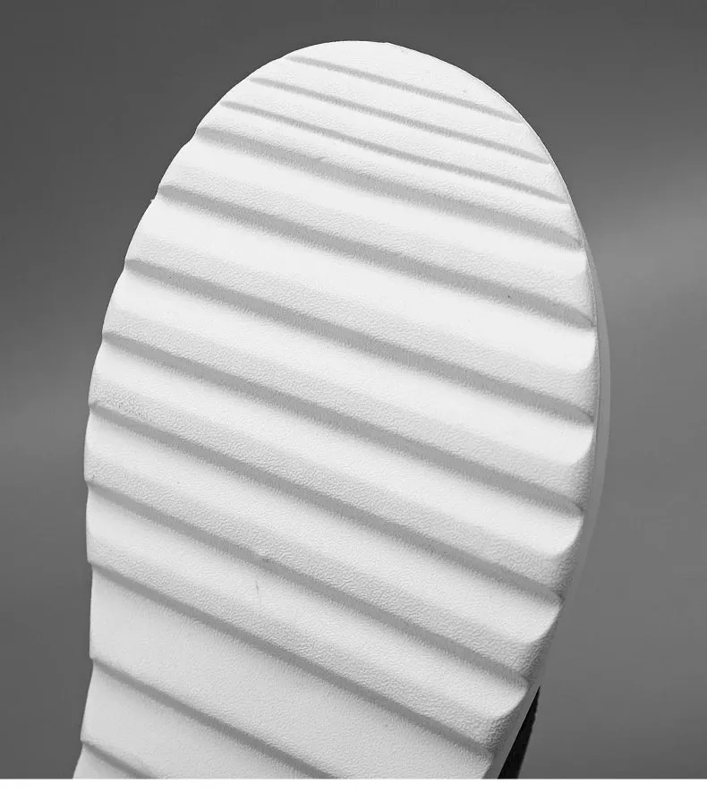 High Quality Outdoor Men Flip Flops Sandals Beach Slippers Design Mens Non-slip Comfortable Indoor Slippers Men Casual Shoes Hot Topic Slippers