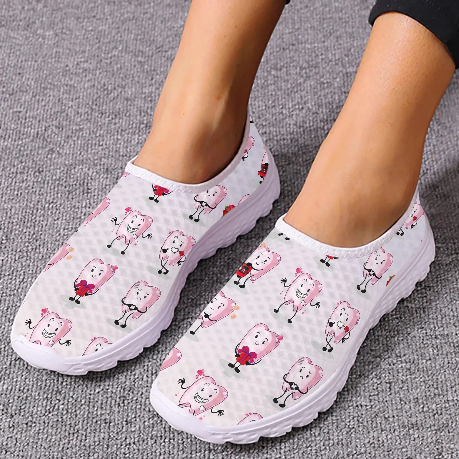 INSTANTARTS Cartoon Dental Loafers Pink Tooth Print Comfortable Breathable Shoes Medical Nurse Shoes Women's Slip On Shoes Flat Loq Loafers