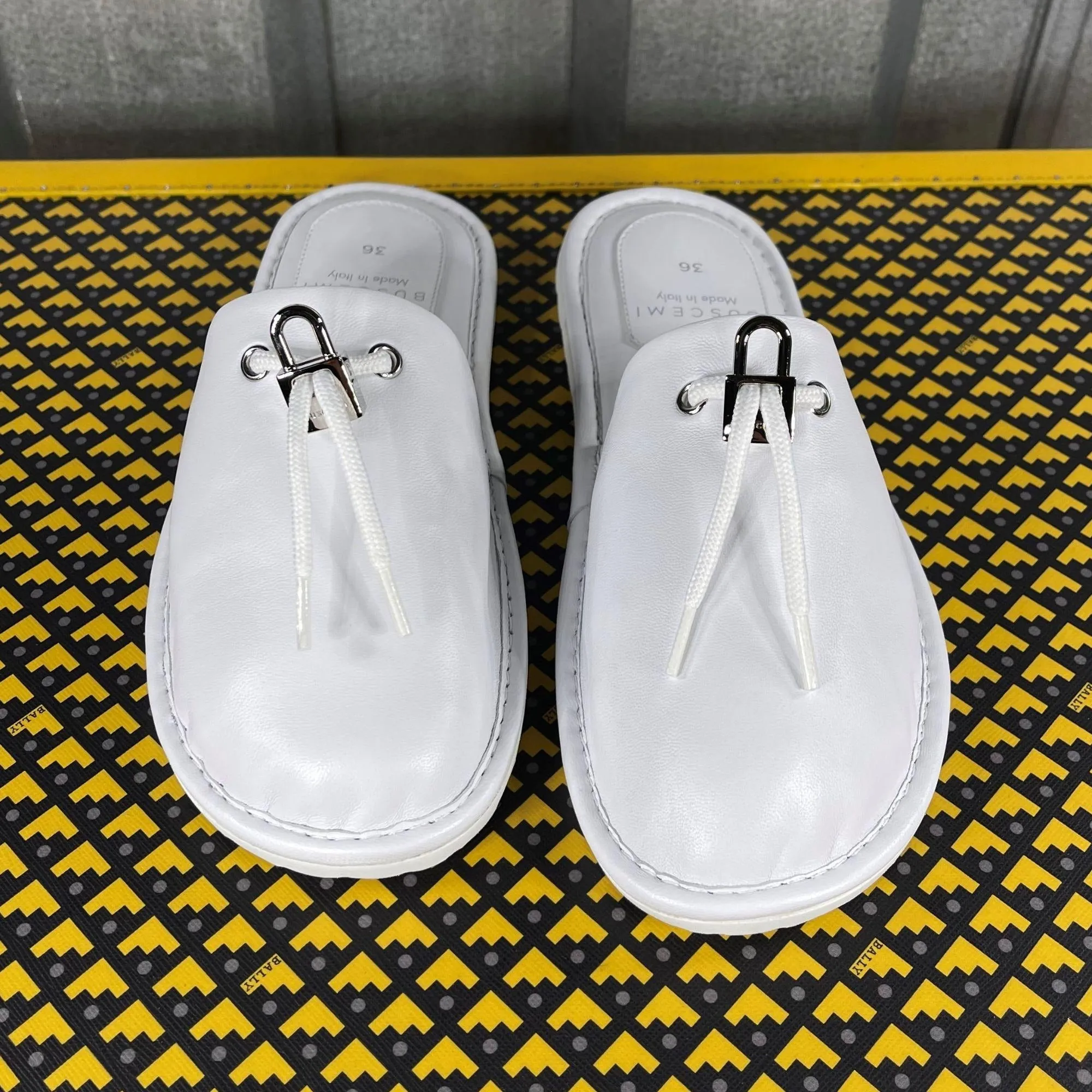 Buscemi Greenwich White Leather Slippers Posee Slides
