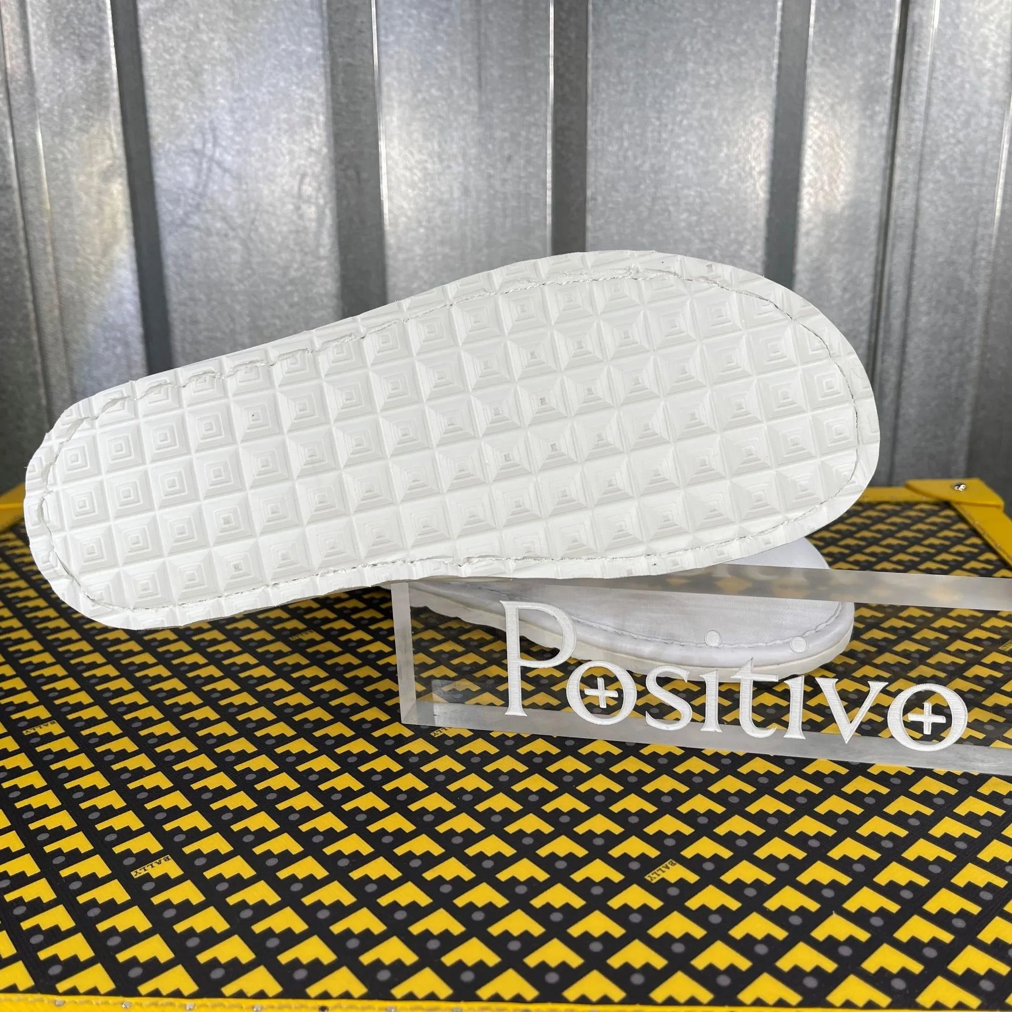 Ariet Slippers Buscemi Greenwich White Leather Slippers