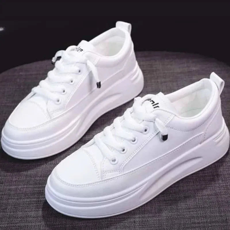 Fashionable Thick-Soled White Lace-Up Sneakers for Women Edmonds Sneakers