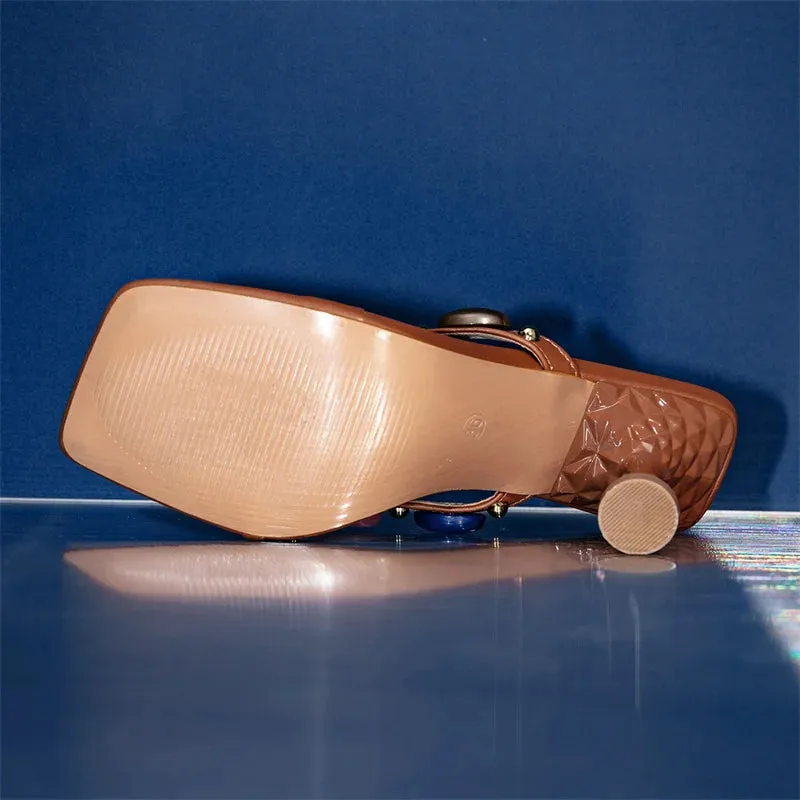 Liyke 2024 neue Sommer quadratische Clip Toe Frauen Hausschuhe Low Heels lssig Strand Flip Flops Schuhe Panto letten Rutsche weibliche Gladiator Sandale Flesh Colored Flip Flops