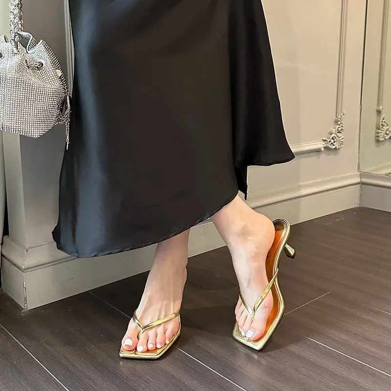 Liyke Low Thin Heels Flip Flops Frauen Slipper Sommer Outdoor Mode Prise Schmal band Slides Schuhe Square Toe Strands andalen Home Slippers For Winter