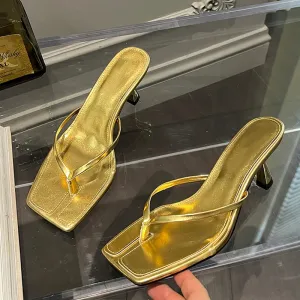 Rei Slippers Liyke Low Thin Heels Flip Flops Frauen Slipper Sommer Outdoor Mode Prise Schmal band Slides Schuhe Square Toe Strands andalen