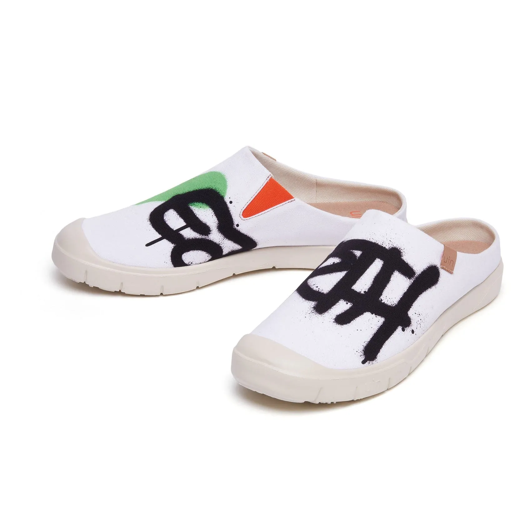 Love the Earth Cadiz III Women Walk Joy Slip On