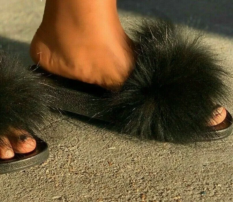 Liliana Nomi-17 Black Real Raccon Fur Slippers Slip On Slides Flats Mules House Shoe Slippers