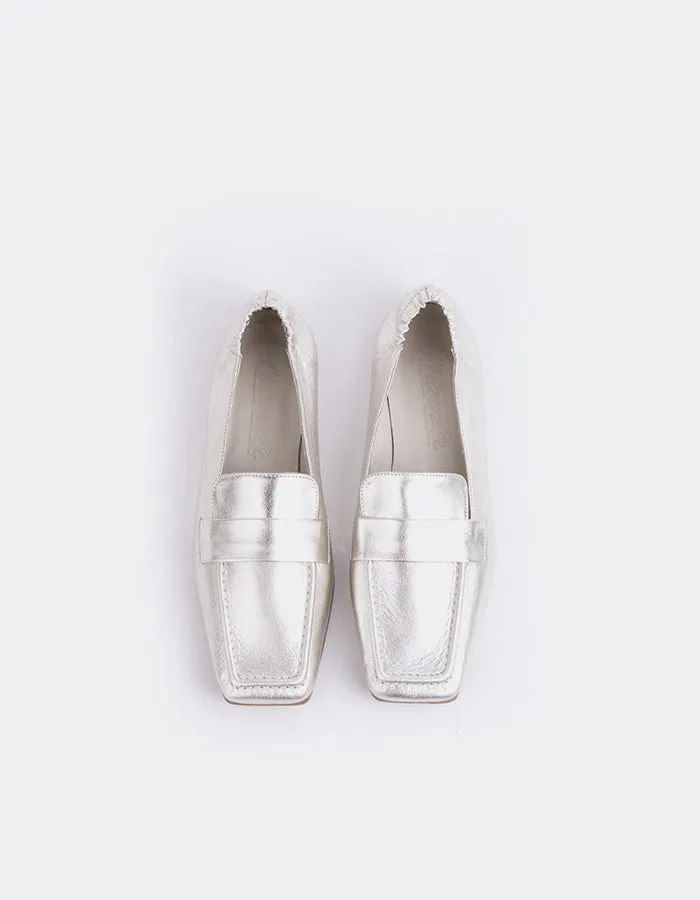 Medici Silver Metal Frame Loafers