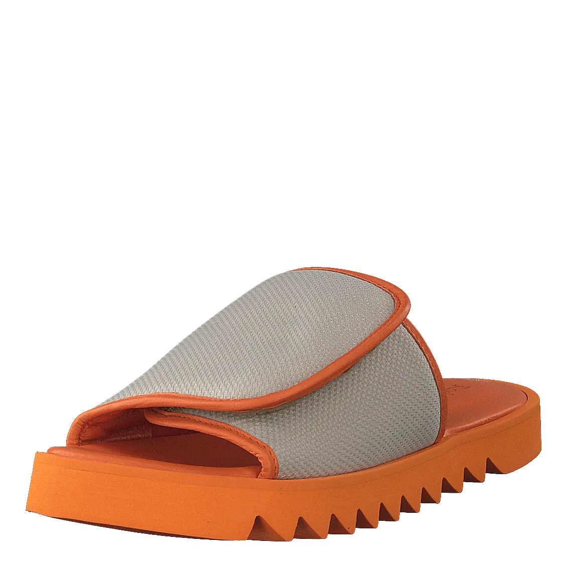 Micki Camel Guys In Flip Flops