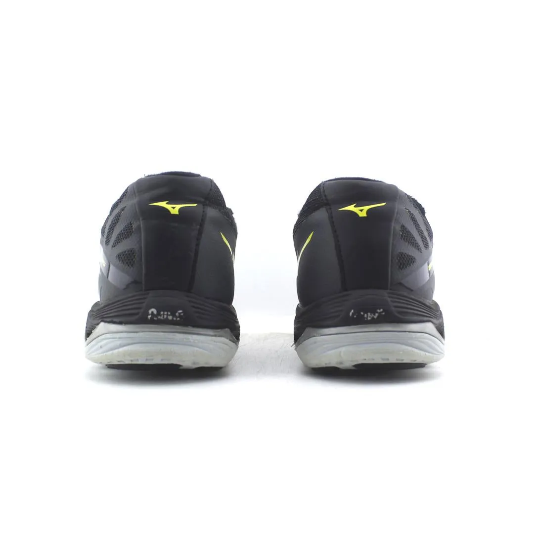 MIZUNO WAVE LIGHTNING 22 Cross Country Running Shoe