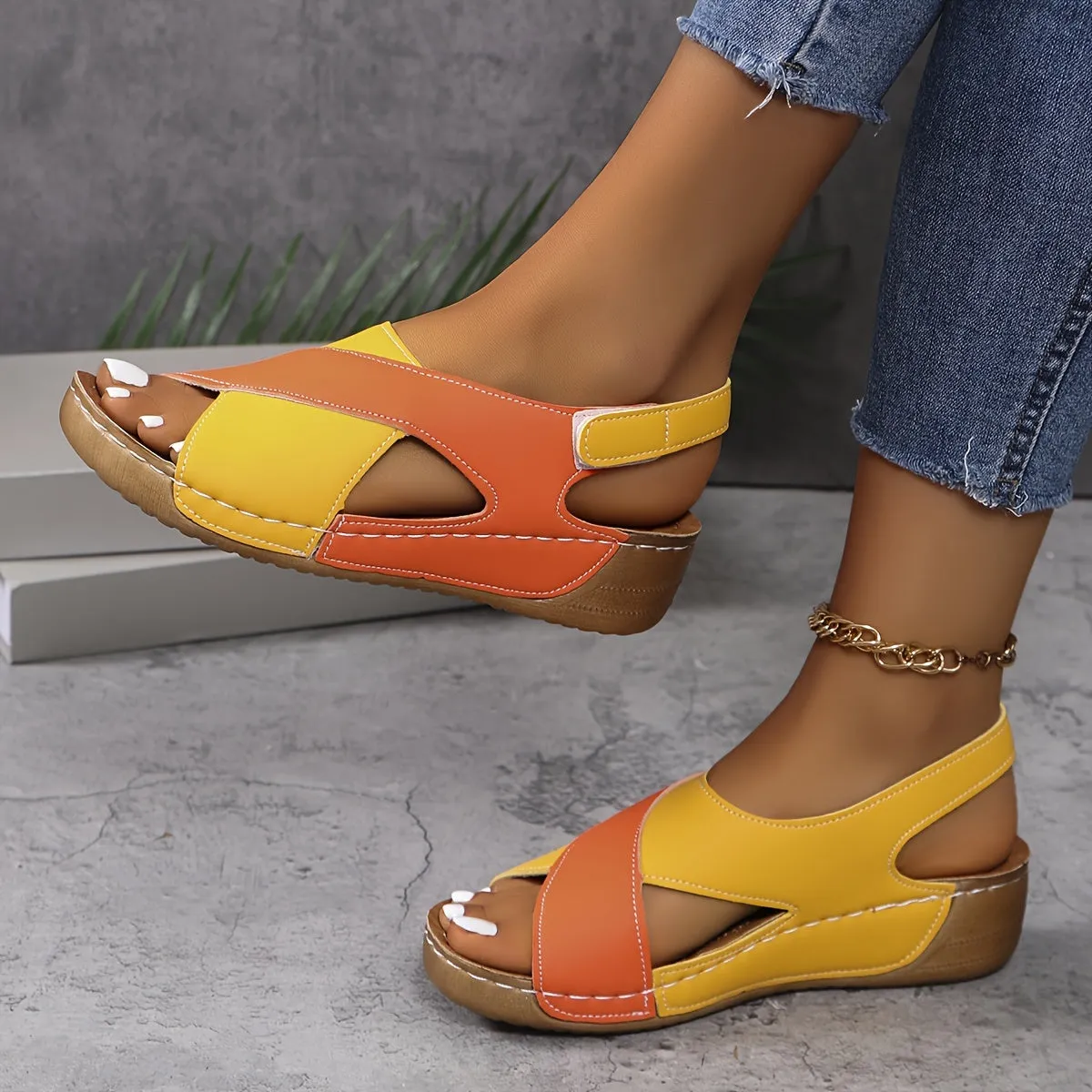 Monique | Ultra knyelmes ortopd szandlok Sandals In Wide Sizes