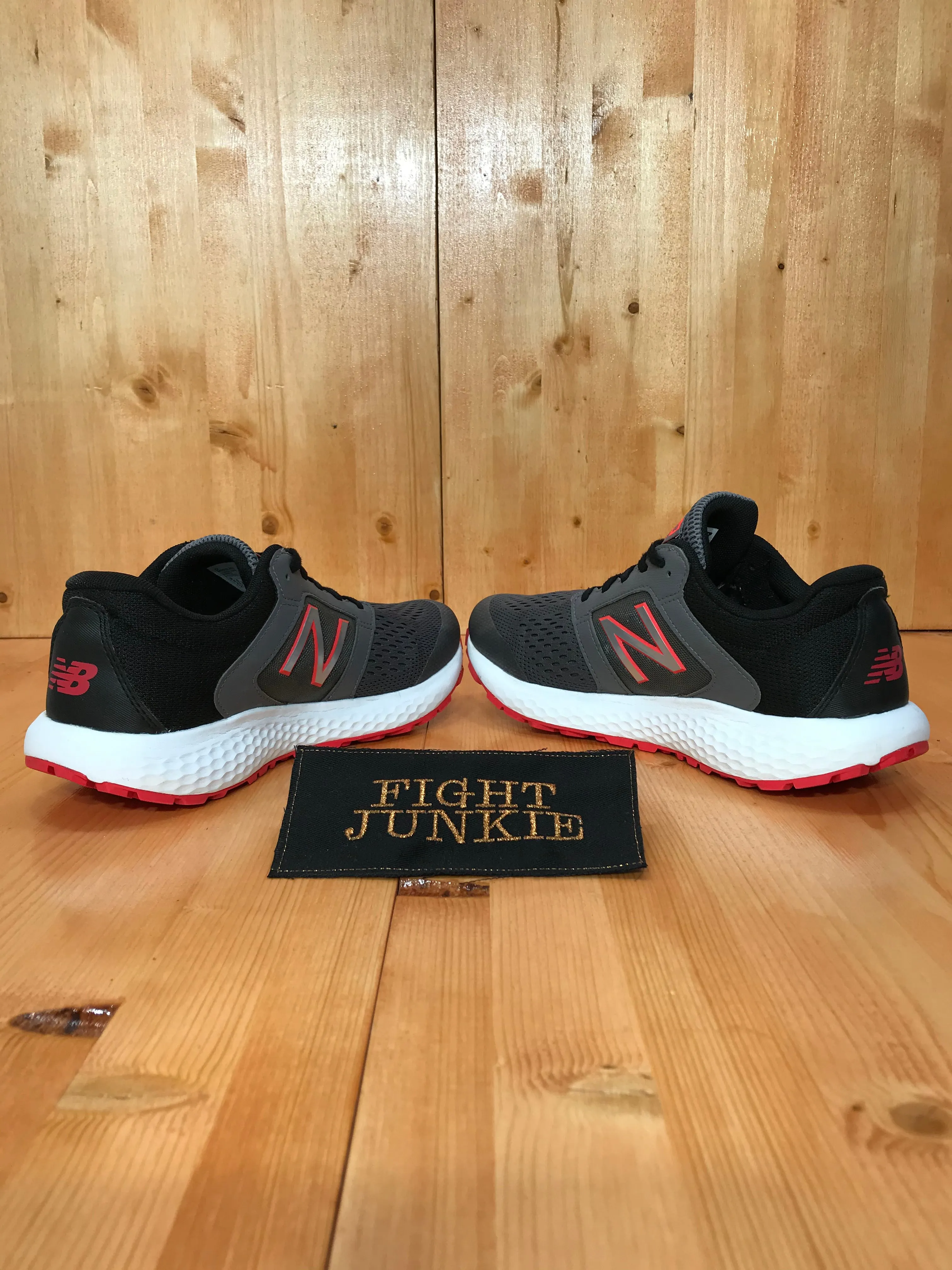 Men's New Balance Dad Shoes NEW BALANCE 520 COMFORT RIDE Mens Size 9 Running Shoes