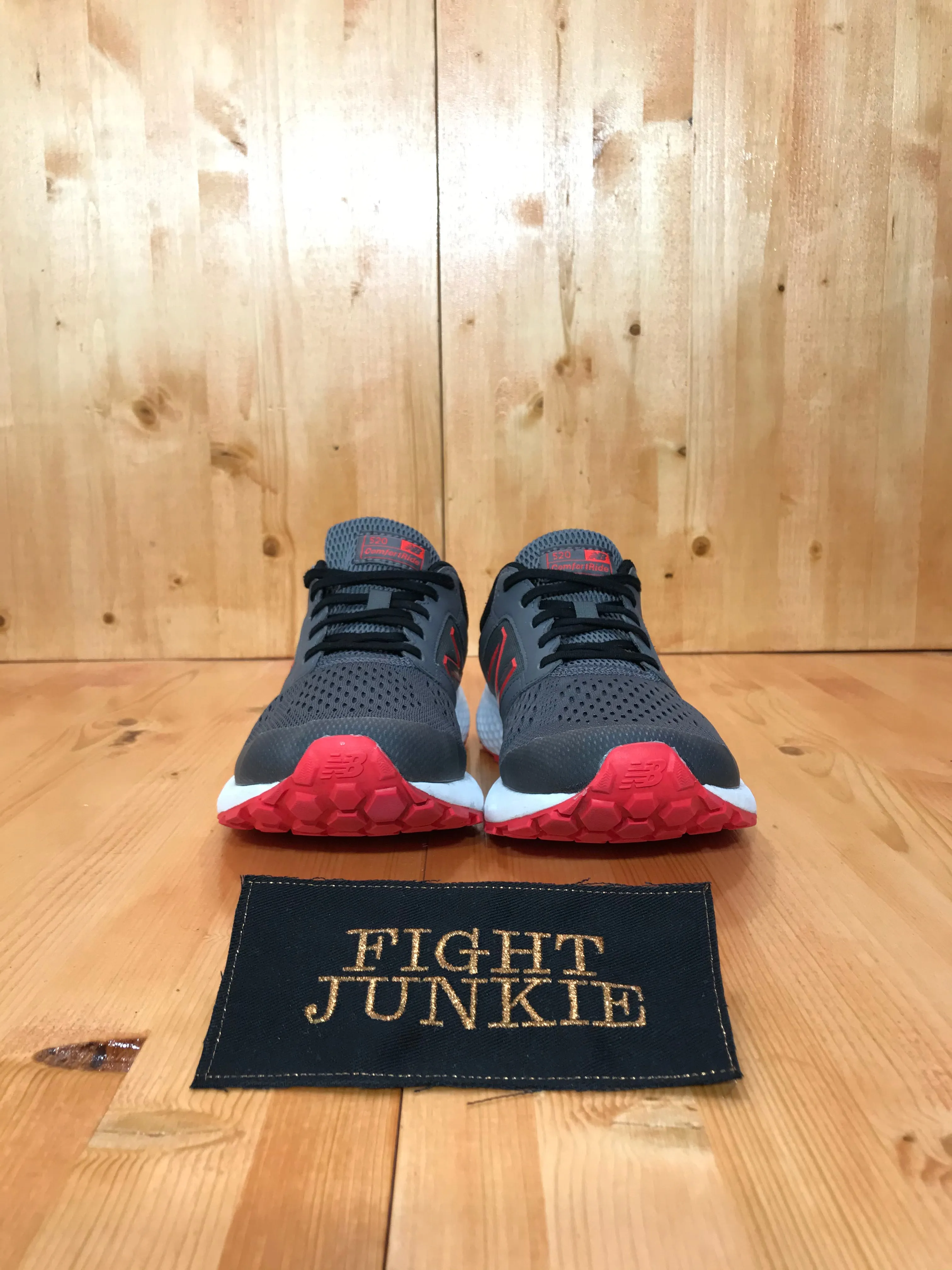 NEW BALANCE 520 COMFORT RIDE Mens Size 9 Running Shoes Silver Shoes New Balance