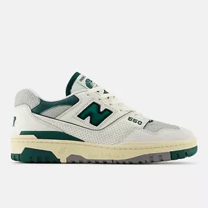 Andrew Reynolds New Balance 933 New Balance 550 - Sea Salt with Marsh Green