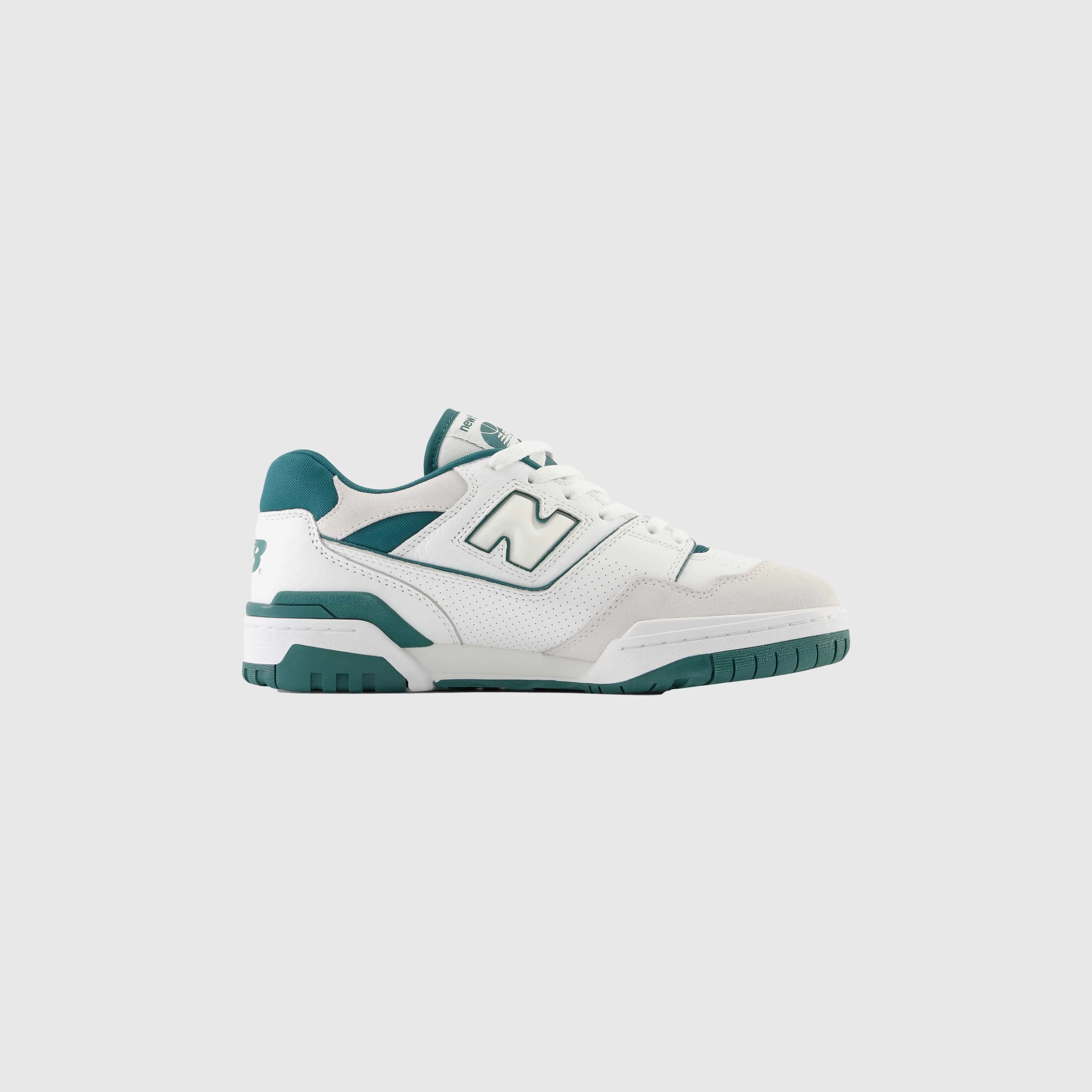 New Balance 550 - White / Vintage Teal Leopard Sneakers New Balance
