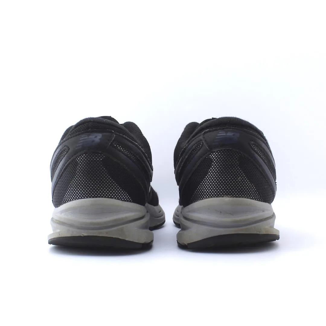 Orange Running Shoes NEW BALANCE 580V5