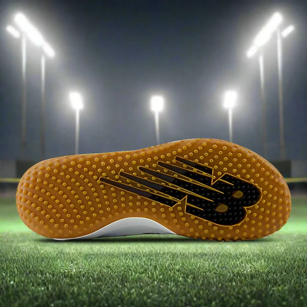 New Balance Fresh Foam 3000 v7 Men's Turf/Trainer - White with Black New Balance Two Wxy V5