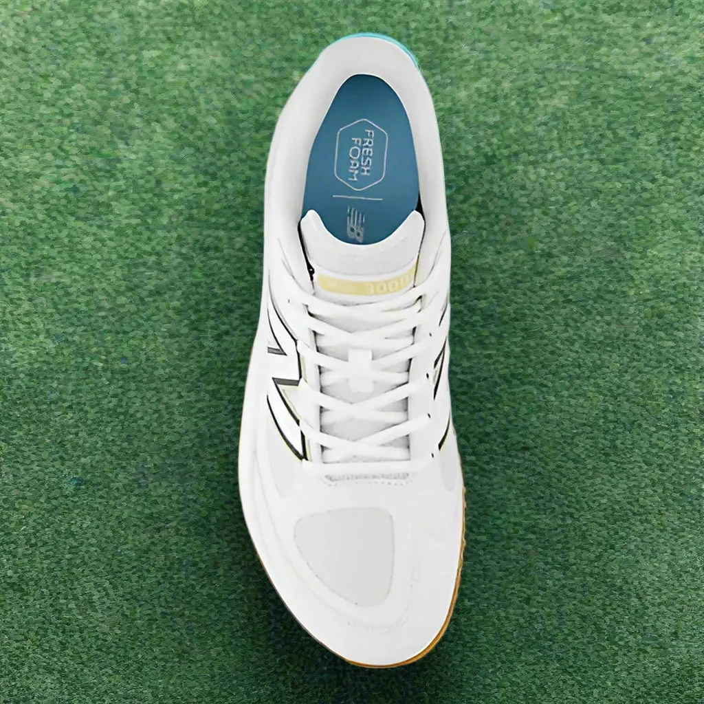 New Balance Mens Size 15 New Balance Fresh Foam 3000 v7 Men's Turf/Trainer - White with Black